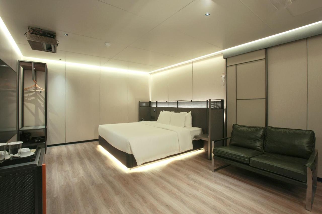 L&L City Hotel Jeju Dış mekan fotoğraf